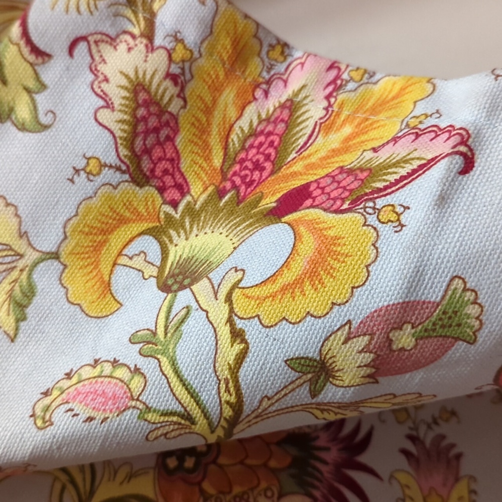 Valance - Picture 2 of 3